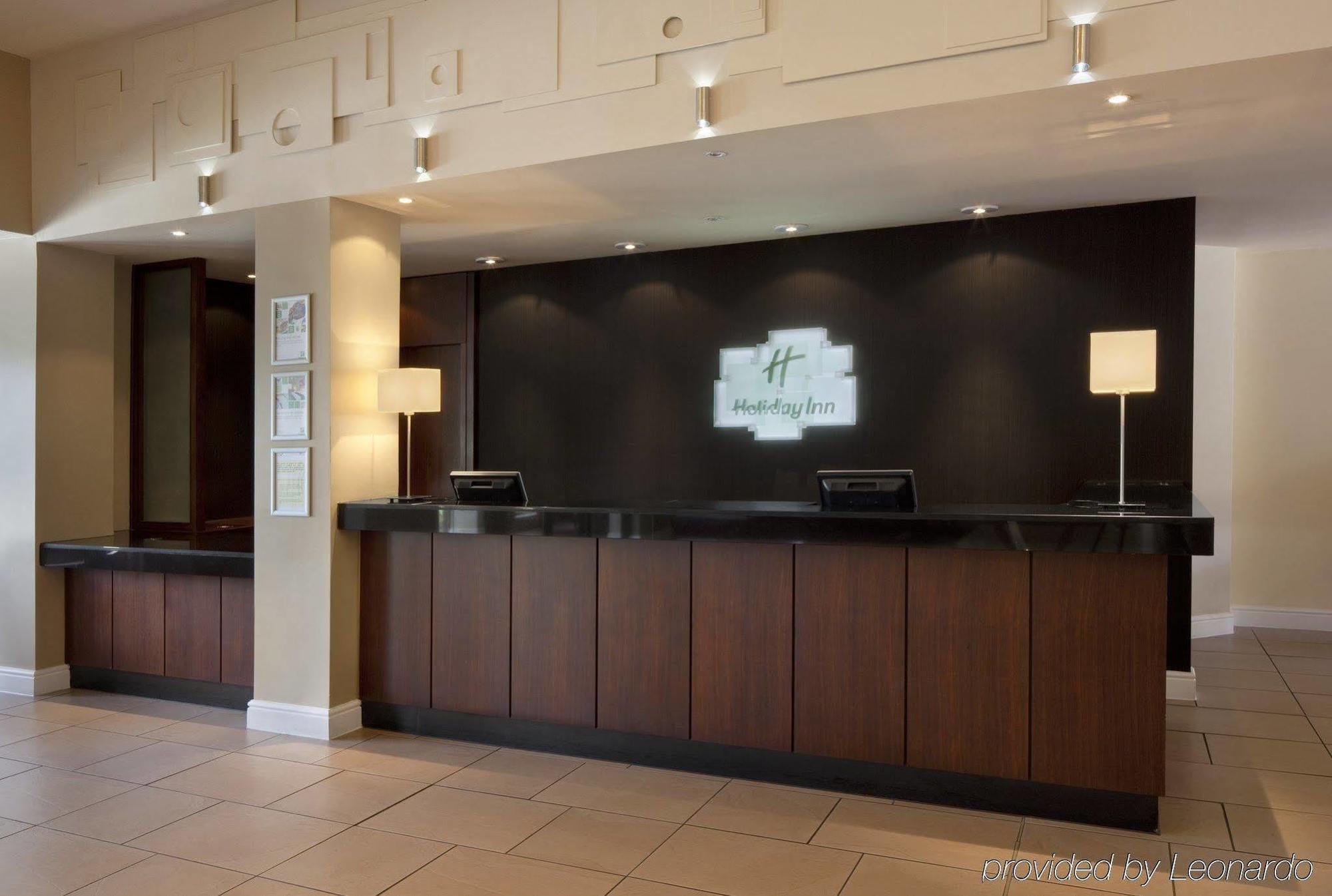 Voco Fareham - Solent By Ihg Hotel Beltér fotó